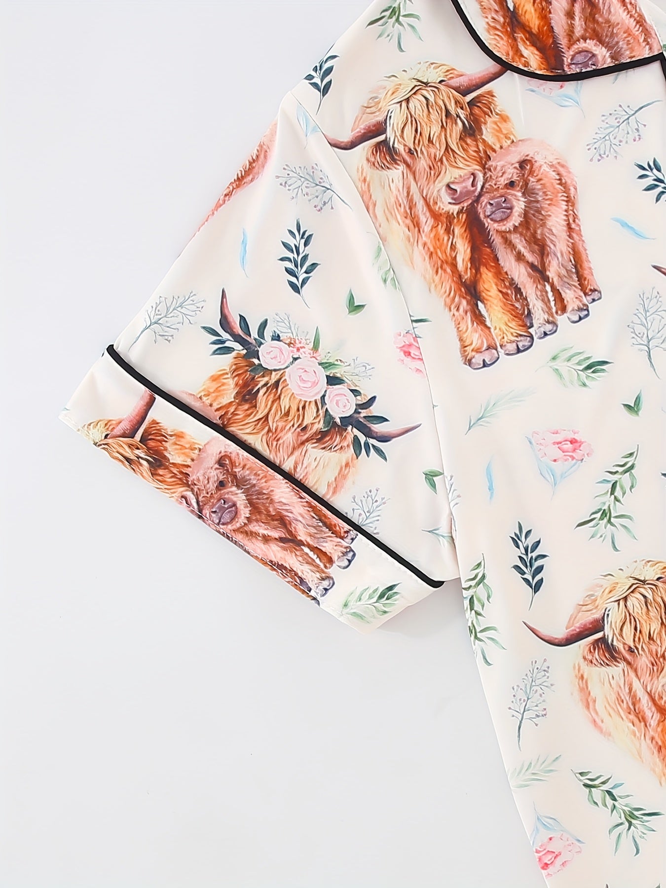Women's Pajama Set, Cute Cartoon Animal Cow Pattern Design, Casual Lapel Top with Elastic Waist Shorts and Long Pants, Summer Cool Four Seasons Wearable, Buttoned and Pocket Details, Comfort Fabric, Adult Sleepwear Home Outfit