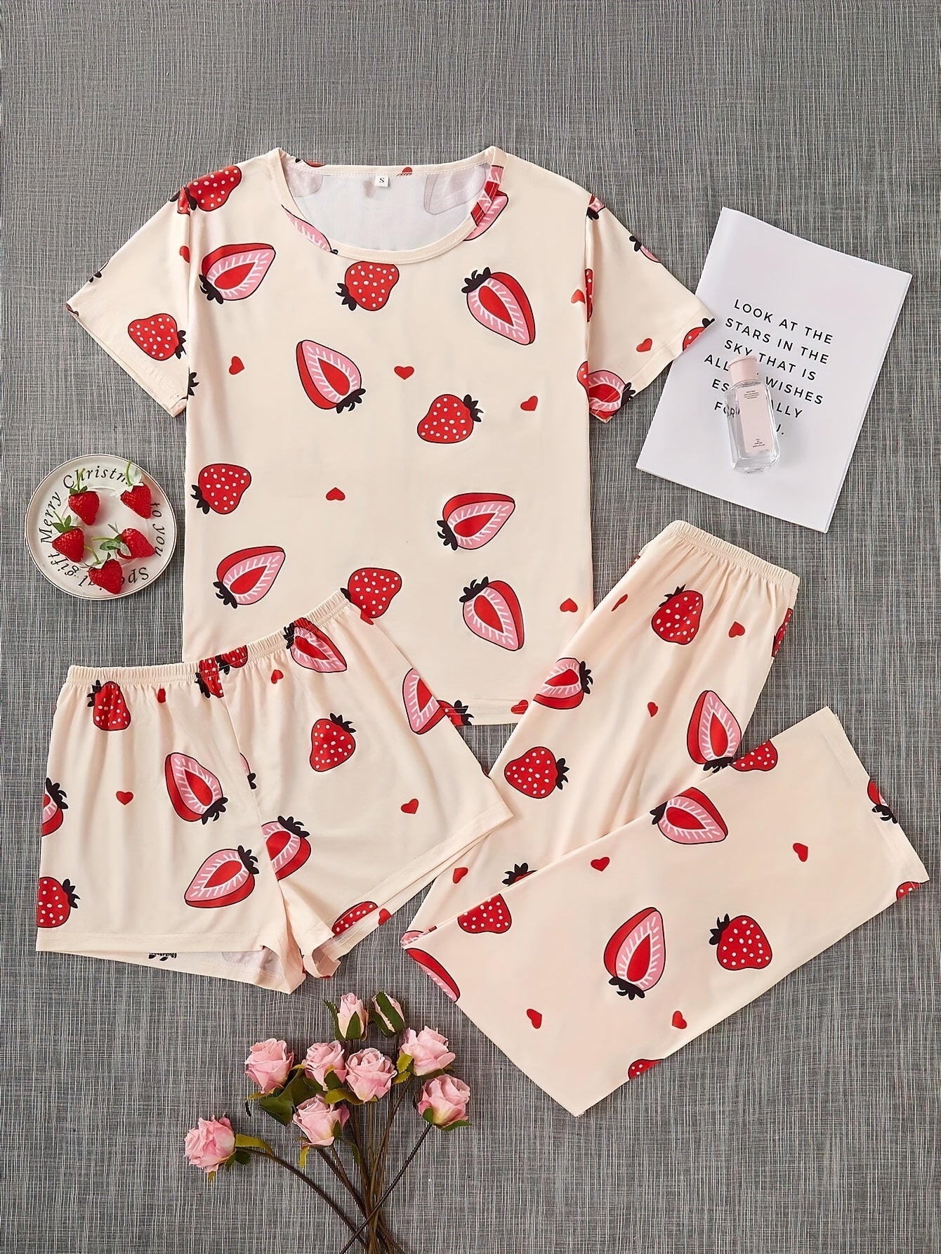 Ladies' three-piece strawberry-patterned pajamas set