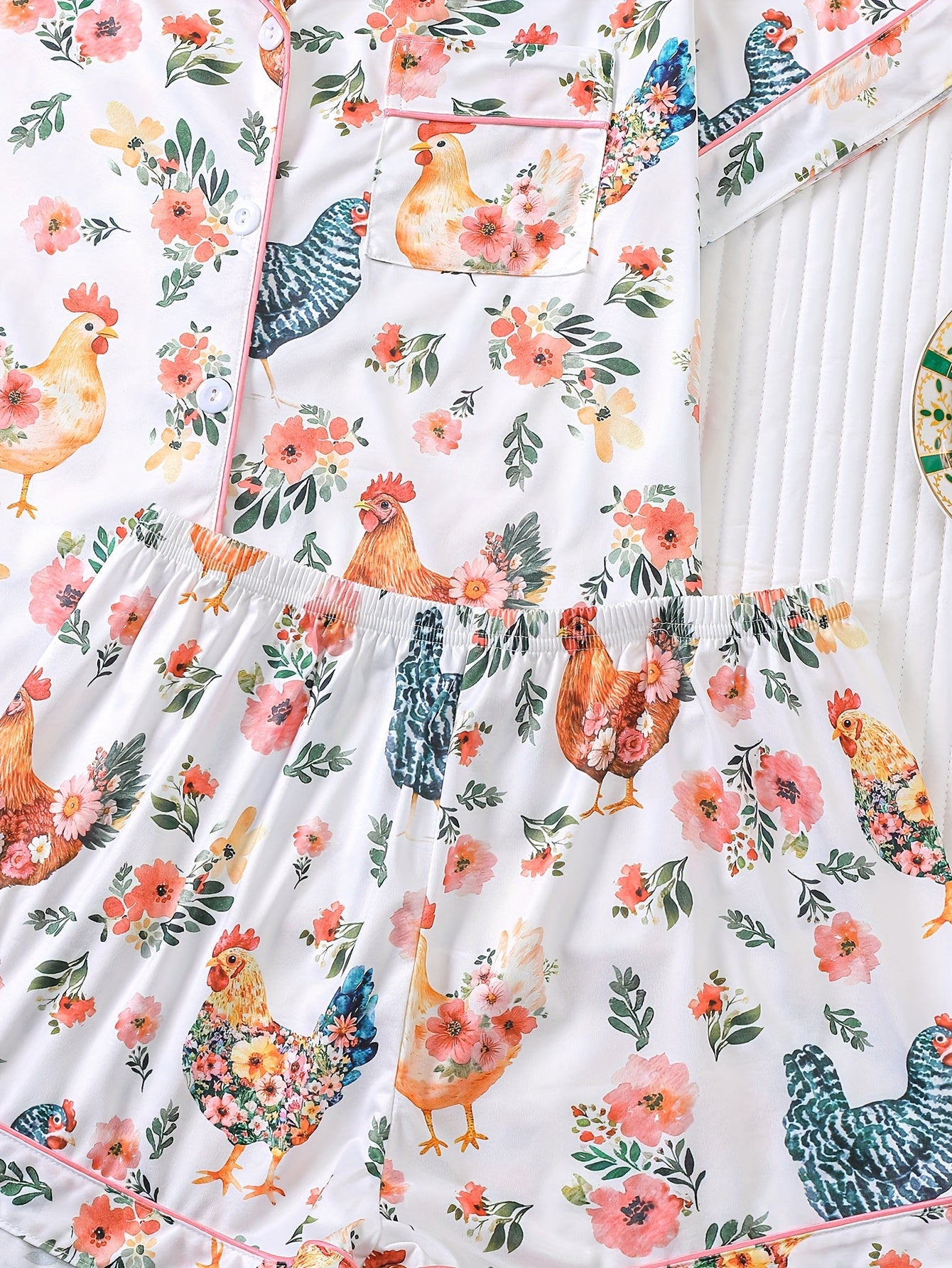 Two-piece Women'S Elegant Polyester White Pajama Set, Chicken Print, Fabric, All-season Comfort, Short-sleeved Button- Top With Collar And Matching Shorts, All-over Print And Pocket Details, Perfect For Adults Pajama Sets
