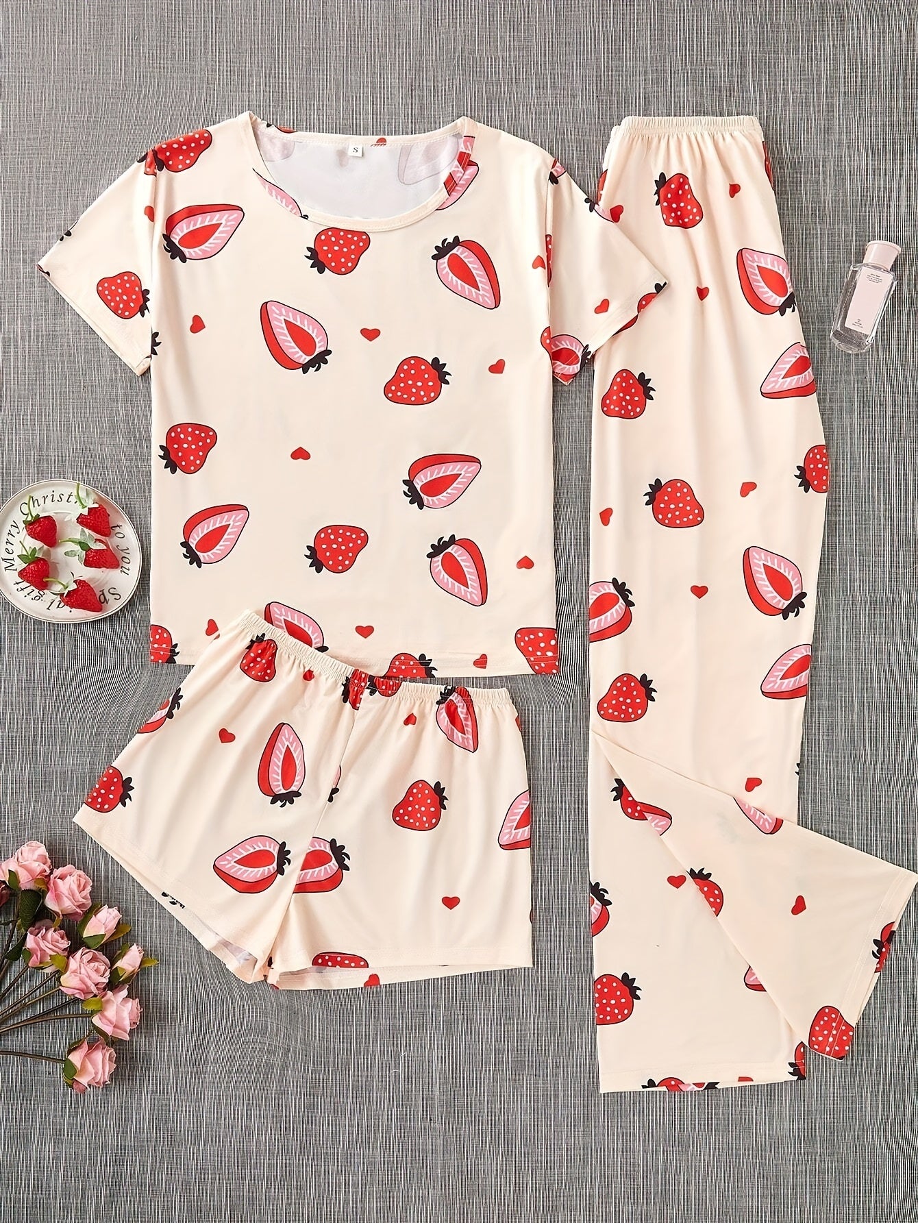 Ladies' three-piece strawberry-patterned pajamas set