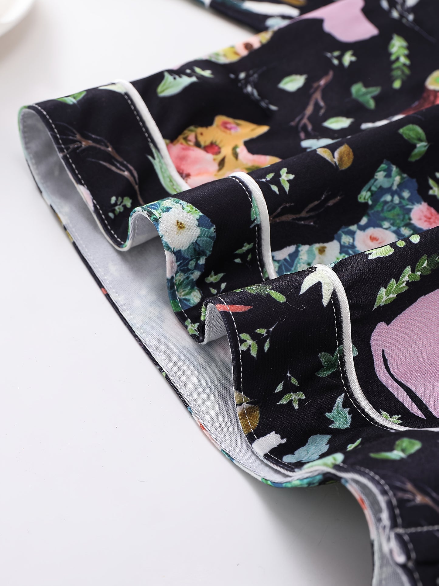 Women'S 2pcs Pajama Set, Cute Dog & Floral Print, Casual Jersey Knit Fabric, Short Sleeve with Lapel Collar, Elastic Loose Shorts, All-Season Comfort, Animal Pattern, 95% Polyester 5% Elastane, 150g/m²