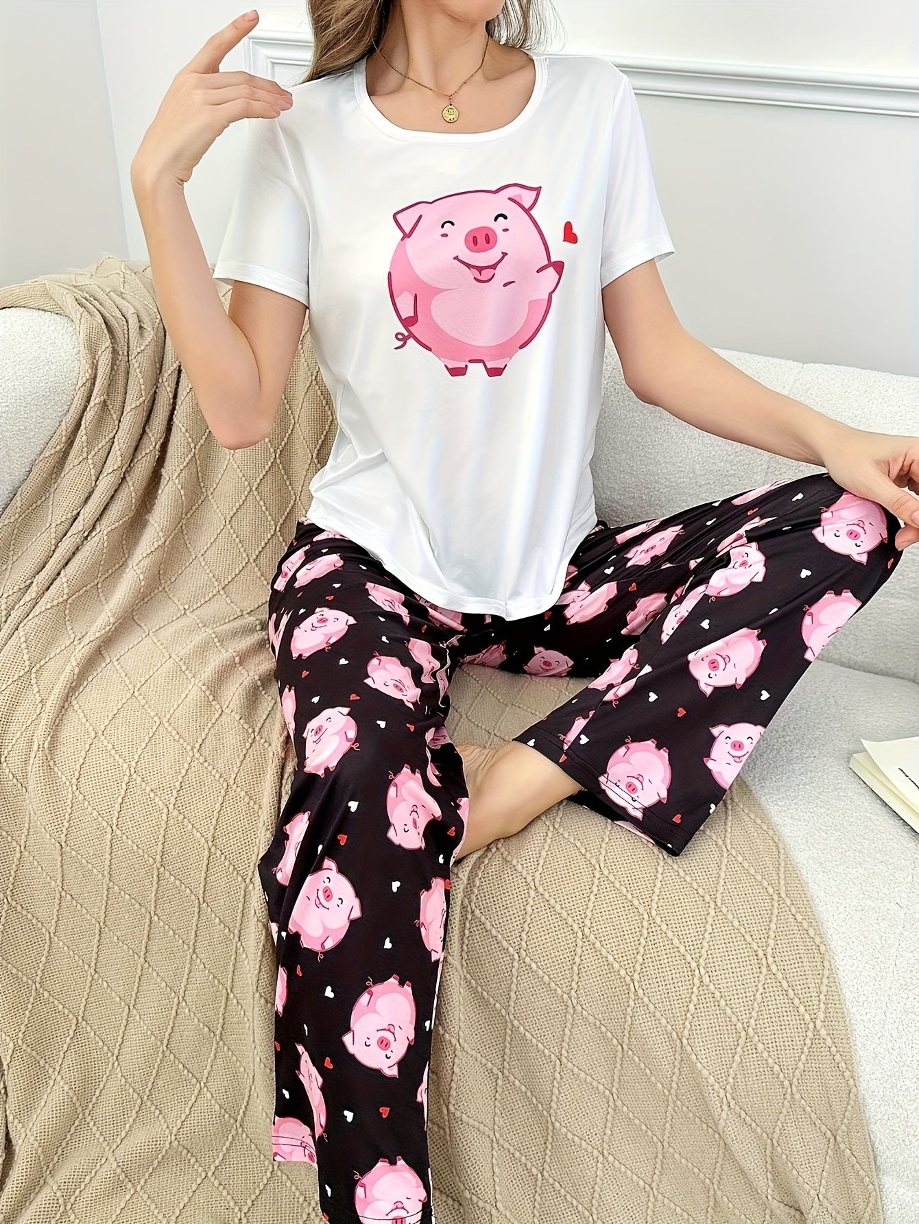 2pcs Women's Cute Pig Casual T-shirt Set, Loose Sleepwear