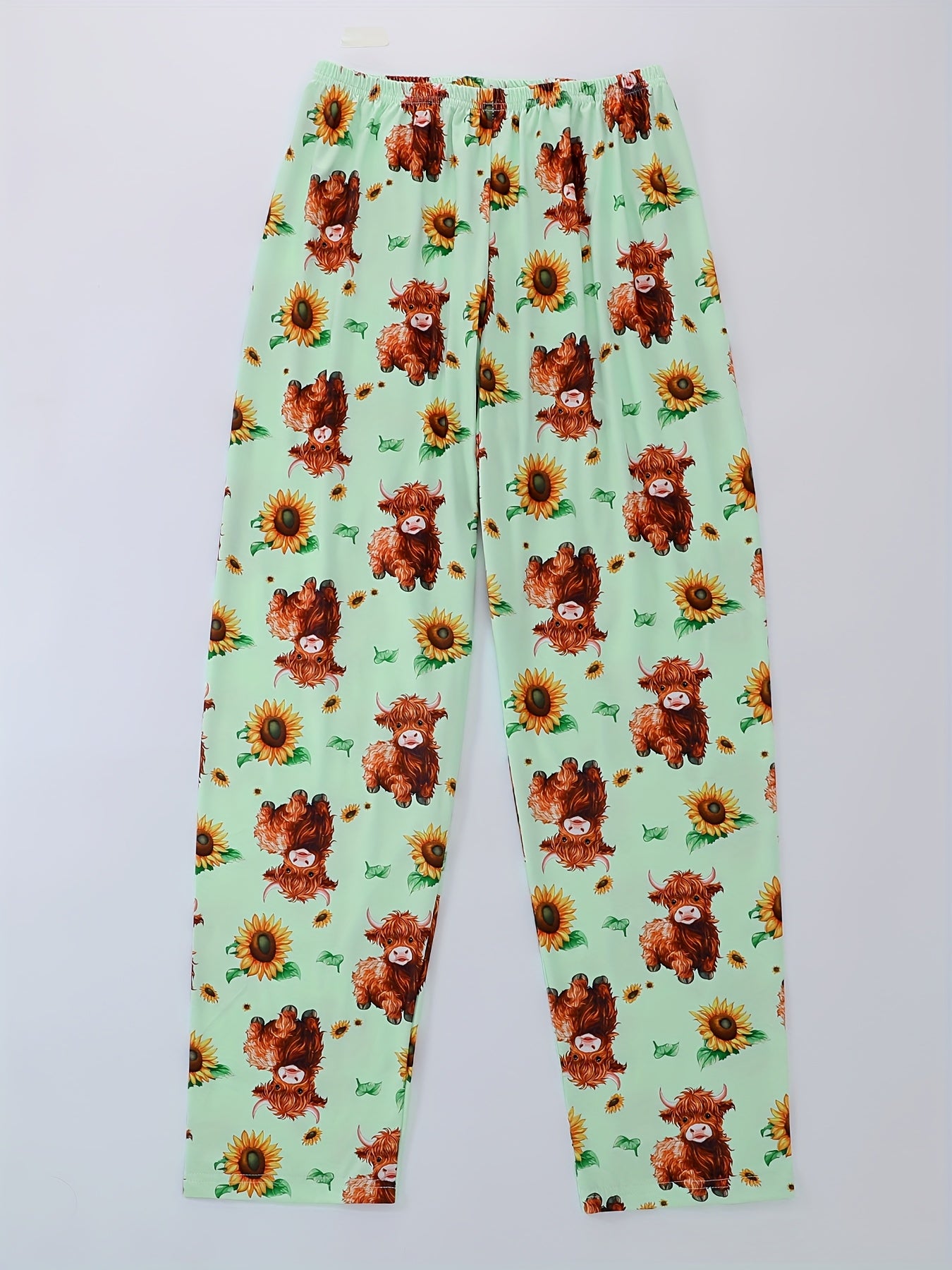 Round Neck Three-Piece Light Green Floral Cow Letter Print Adult Pajama Set, Short Sleeve Top and Loose Elastic Shorts with Long Pants, Casual Four-Season Women's Sleepwear and Loungewear Outfit, Wearable All Year Round