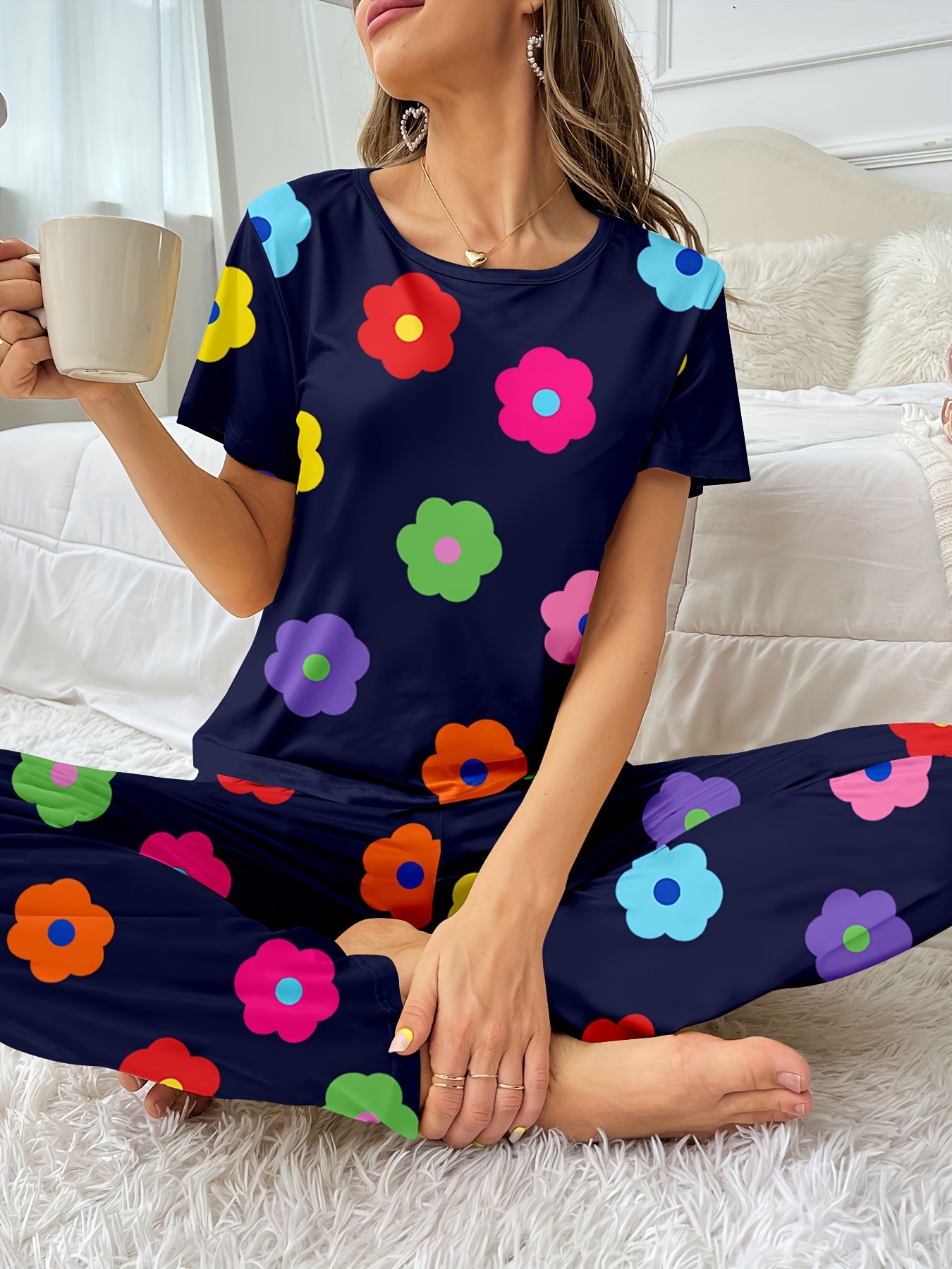 Women'S Casual Floral Print Pajama Set - Short Sleeve Top & Pants, Loose Fit, Machine Washable, Black with Colorful Flowers, All-Season Comfort Loungewear, Relaxed Fit Pajamas | Playful Design | Comfortable Fit, Ladies Pajamas