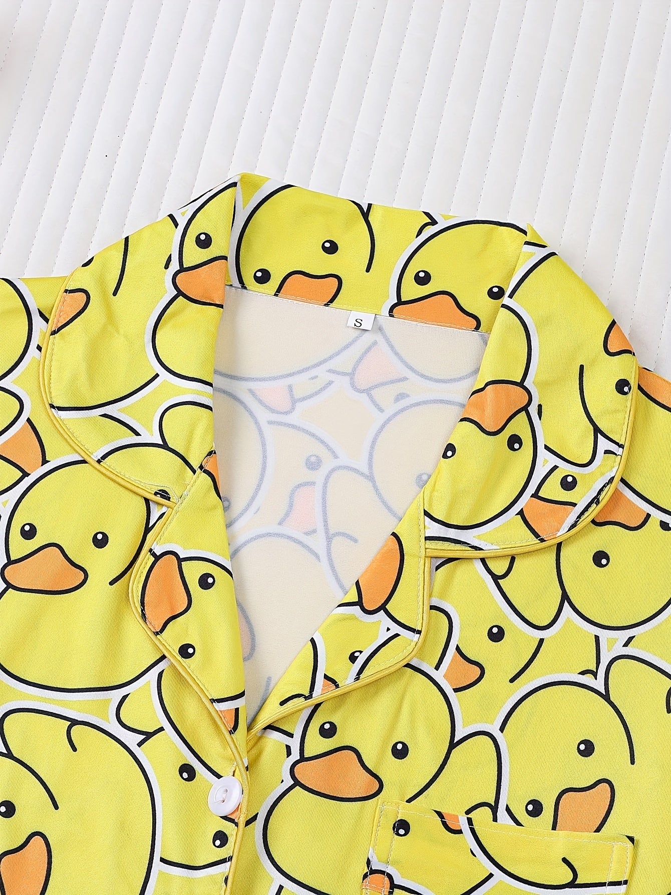 Two Piece Cardigan Long Sleeved Paired with Long Pants Pajama Set, Featuring A Small Yellow Duck Print, Suitable for All Seasons As A Home Outfit, with A Lapel Collar for Women