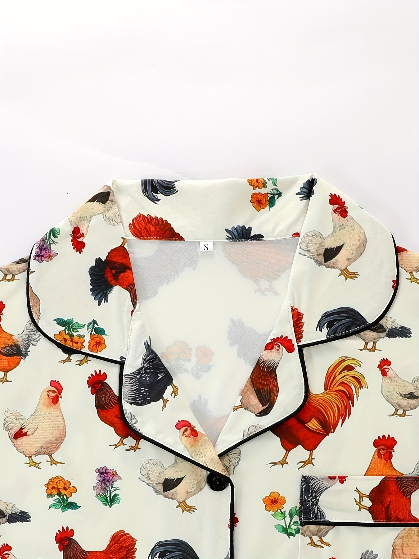 Women'S Pajama Set Two-Piece, Featuring a Charming Garden Style Chicken Print, Comfortable Outdoor And Home Wear with a Collared Button, a Comfortable Short-Sleeve Top, And Loose Elastic Shorts, Suitable for Summer, Suitable for All Seasons.