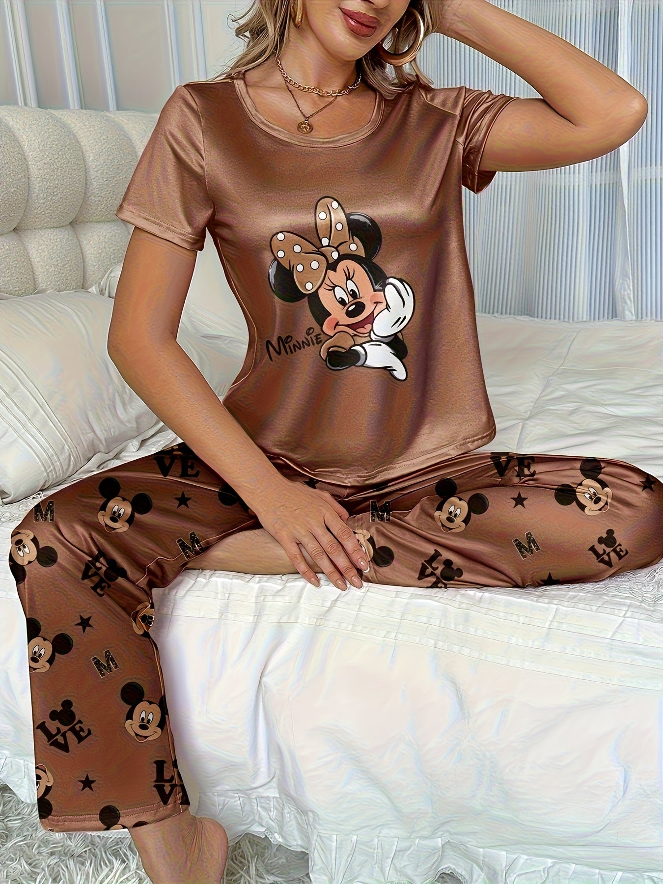 [Mickey Women's Pajama Set] Mickey Women's Pajama Set - Soft Short Sleeve & Long Pants | Cute Cartoon Design with Bow & Hearts, All-Season Comfort, Adult Size, Comfortable Loungewear, Playful Design, Quality Fabric